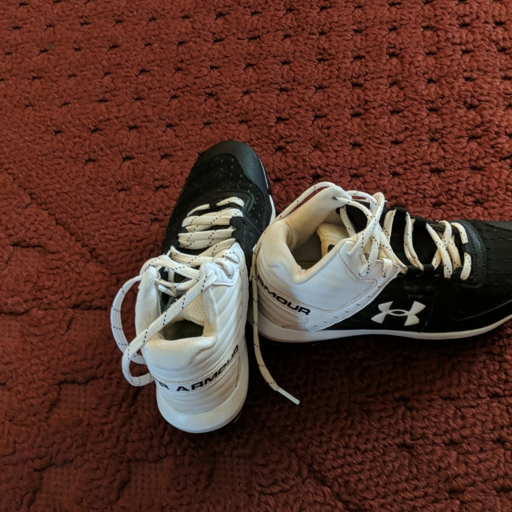 Under Armour Baseball Cleats